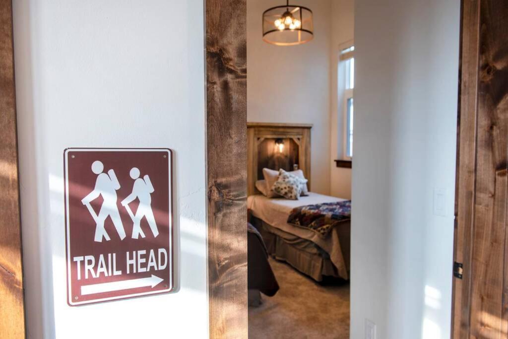 Bear Lair At Teton Valley Idaho * Victor